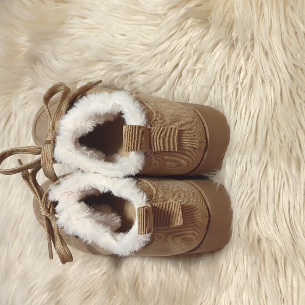 Tan jellypop fur lined tan Laceup shoes size 9M - Picture 5 of 8
